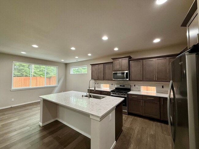 Building Photo - Renton Home