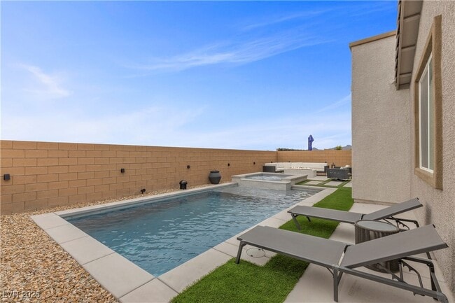 Building Photo - 3508 Liviana Gln Ave