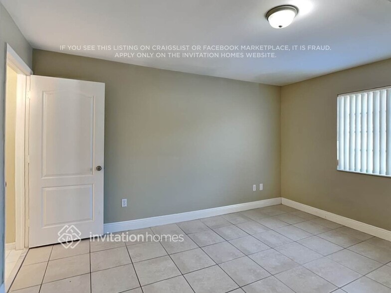 Building Photo - 17241 NW 74th Ave