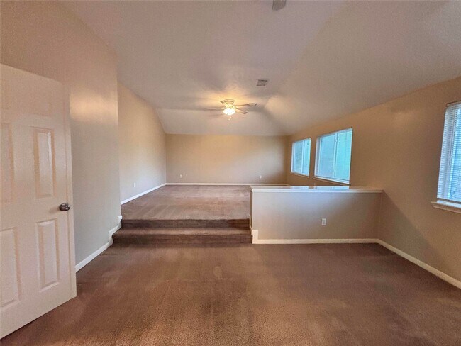 Building Photo - 8019 Carmel Cir