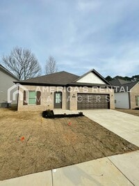 Building Photo - Home for Rent in Cullman, AL...Available to View Now!