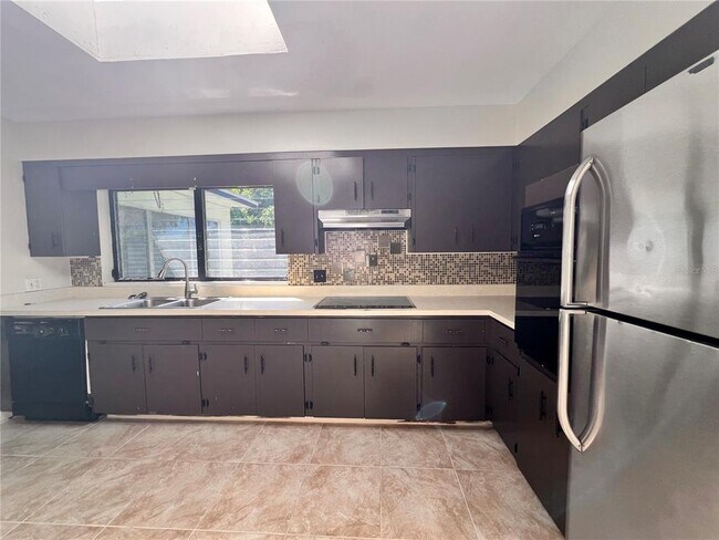 Building Photo - 3607 Squire Ln