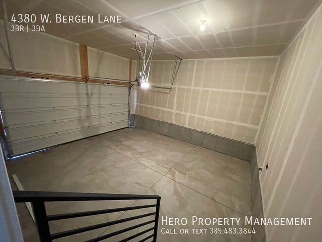 Building Photo - 4380 Bergen Ln