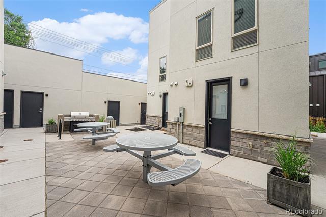 Building Photo - 409 Harrison St