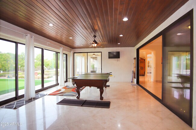Building Photo - 3306 E Jaeger Cir