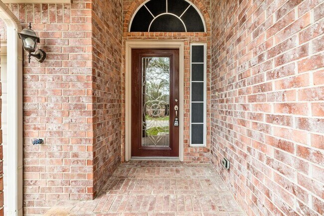 Building Photo - 10459 Parkside Dr