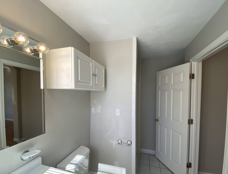 Building Photo - 11 Beacon St