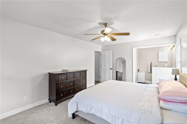 Building Photo - 2047 Birchcreft Dr