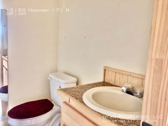 Building Photo - 15185 Hwy. 171 N.