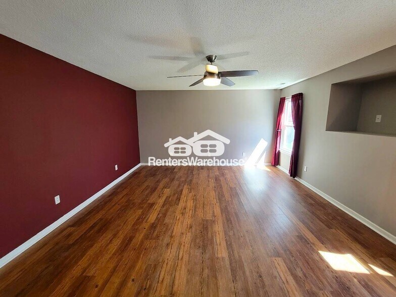 Building Photo - 2135 Sunset Maple Ln