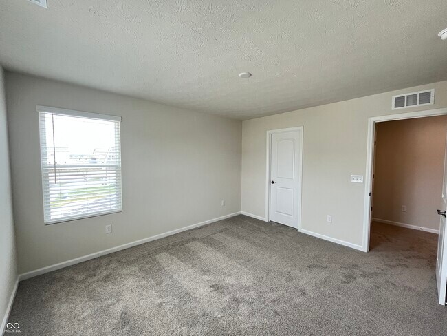 Building Photo - 13153 Himalaya Cir