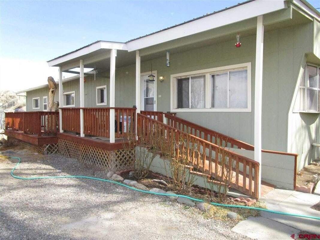 Front - 1680 Chipeta Rd