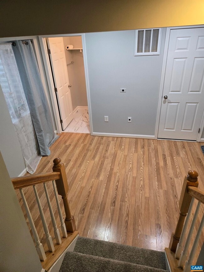 Building Photo - 2452 Abington Dr