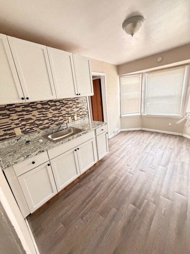 Building Photo - 13001 Promenade Ave