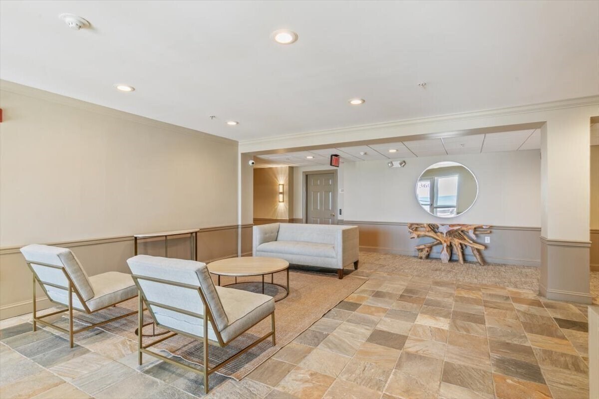 Building Photo - 360 Revere Beach Blvd