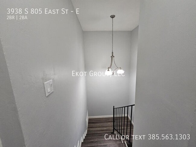 Building Photo - 3938 S 805 E St