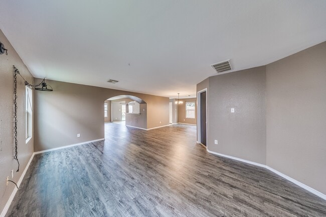 Building Photo - 20119 Baron Brook Dr