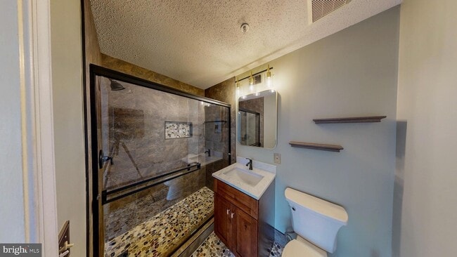 Building Photo - 2806 Clear Shot Dr