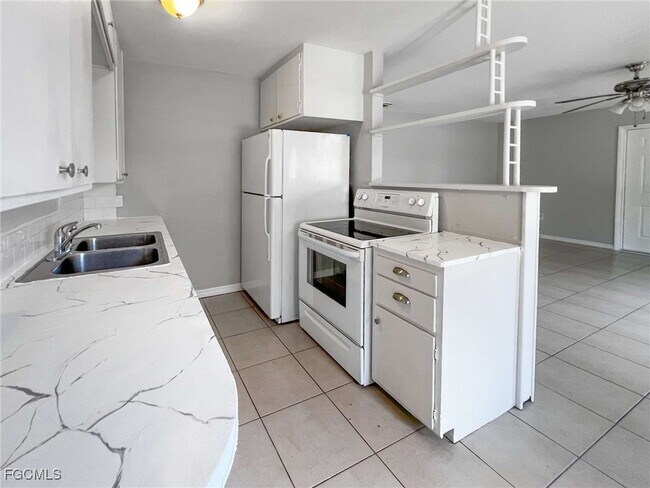 Building Photo - 9861 Orange River Blvd