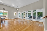 Building Photo - 606A Springs Rd