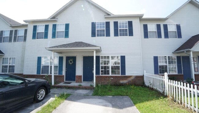 Building Photo - 980 W Pueblo Dr