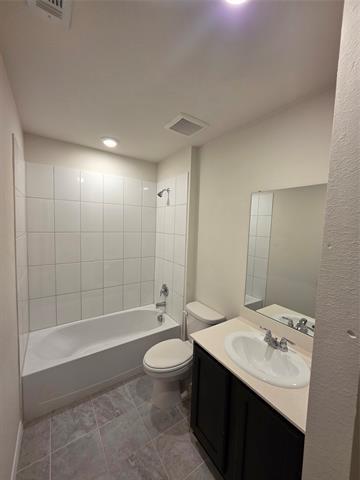 Building Photo - 207 Weatherboard Dr