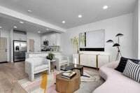 Building Photo - 2 MONTHS FREE- New 3-bed2.5-bath Ivory Townhome Available!