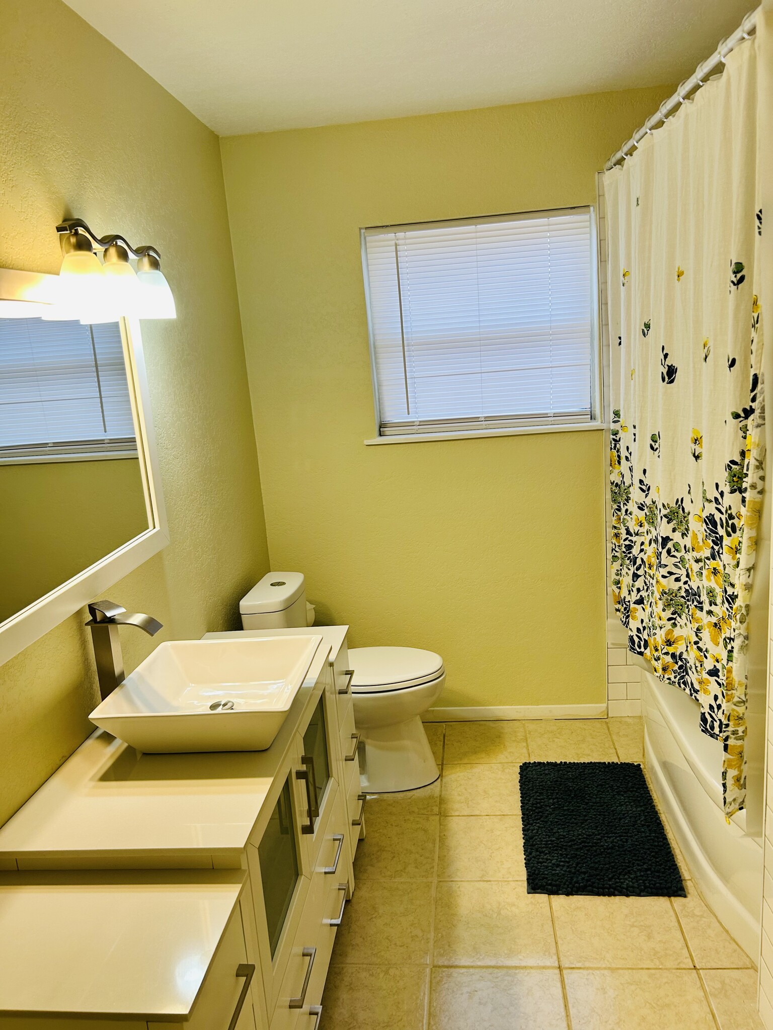 Bathroom 1 - 1218 Briarwood St