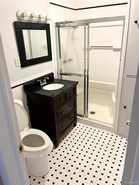 Building Photo - 8344 Ellis Rd