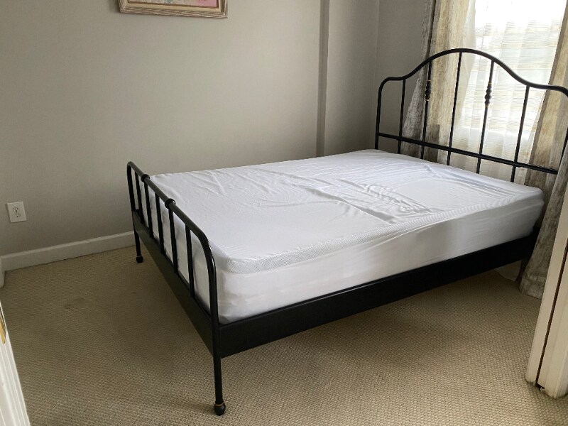 Building Photo - 2009 Greene St