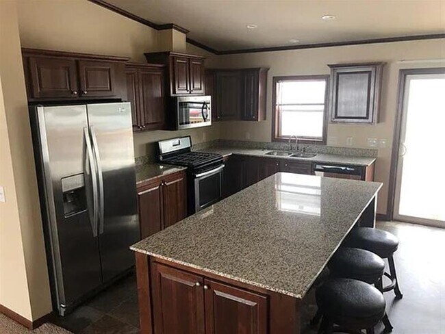 Building Photo - Dickinson Homes
