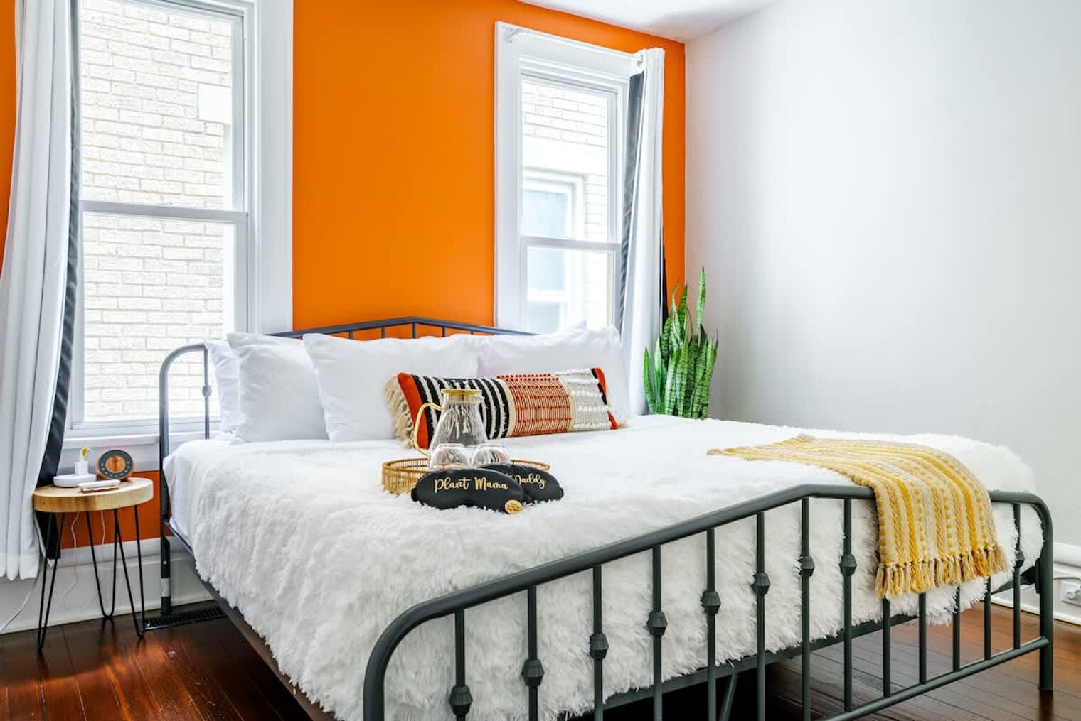 Building Photo - 33 Lundy St