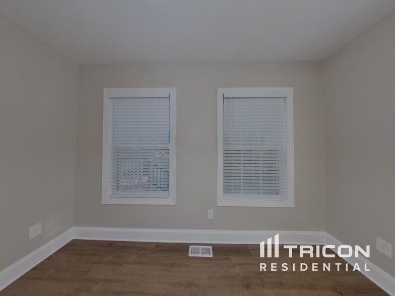 Building Photo - 6807 Ridge Haven Ln