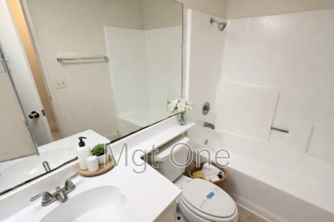 Building Photo - 24933 Otis Dr