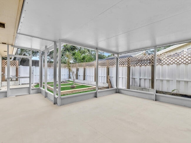 Building Photo - 12549 Woodmill Dr