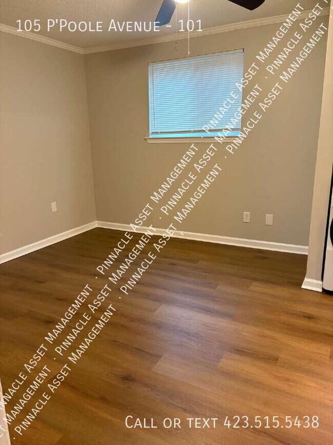 Building Photo - 105 P'Poole Ave