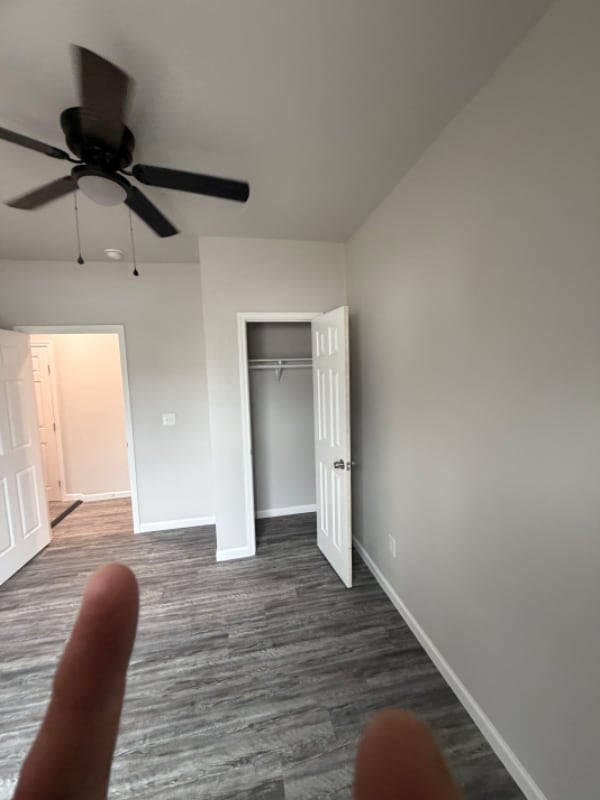 Building Photo - 1623 W Ashby Pl