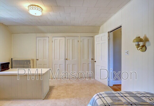 Building Photo - 5304 Springlake Way