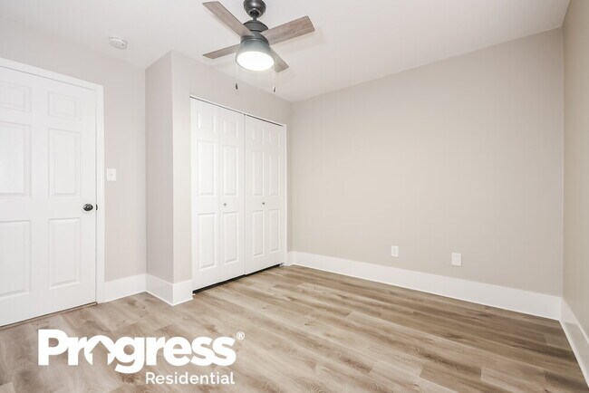 Building Photo - 7987 S 2760 W