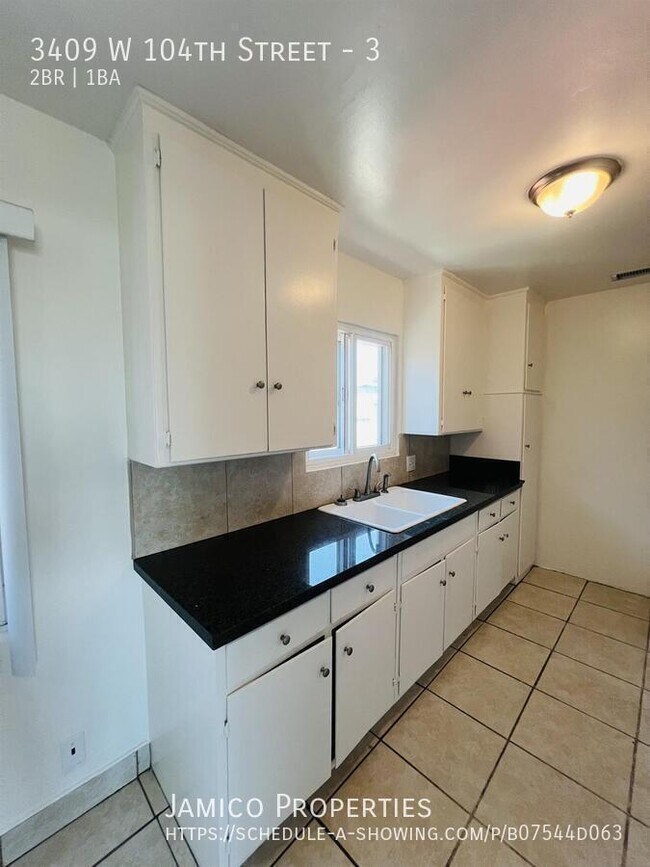 Building Photo - 3409 W 104th St
