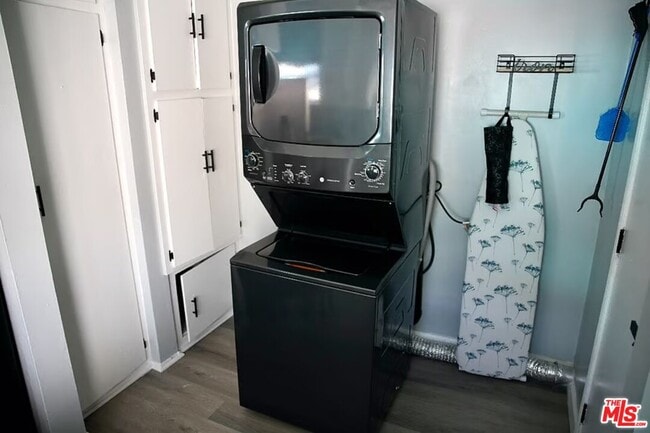 Building Photo - 7303 5th Ave