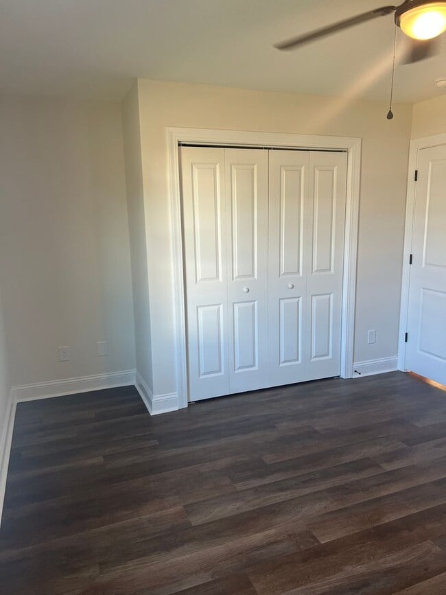 Building Photo - ? Your New Home Awaits — Just in Time for ...