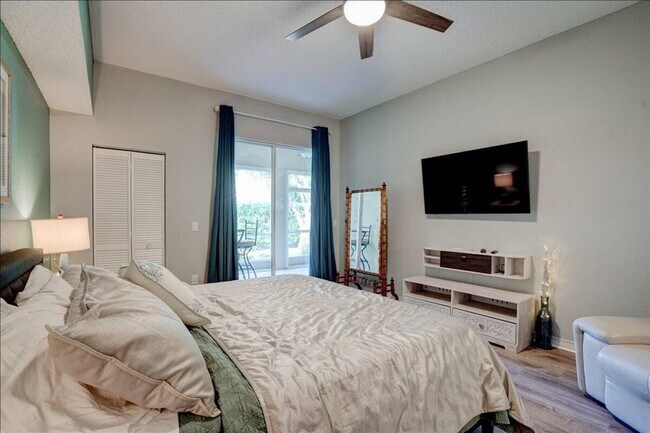 Building Photo - 10173 Andover Coach Cir