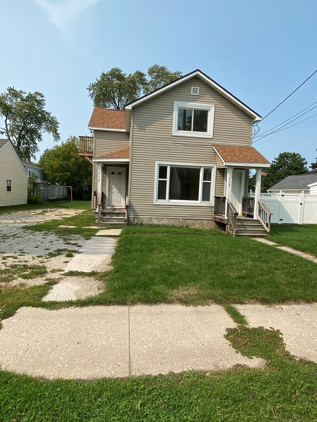 Building Photo - Oakland Ave Duplex