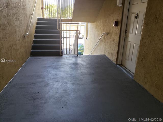 Building Photo - 777 SW 111th Way