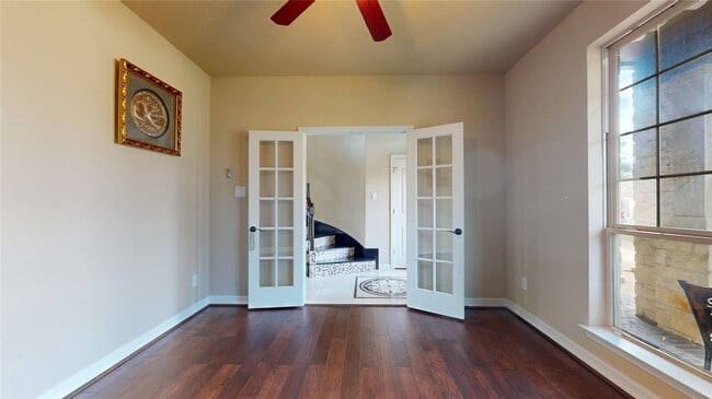 Building Photo - 3206 Gibbons Crest Ln