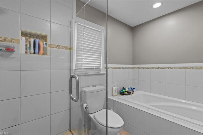 Building Photo - 181 Golden Maple Dr