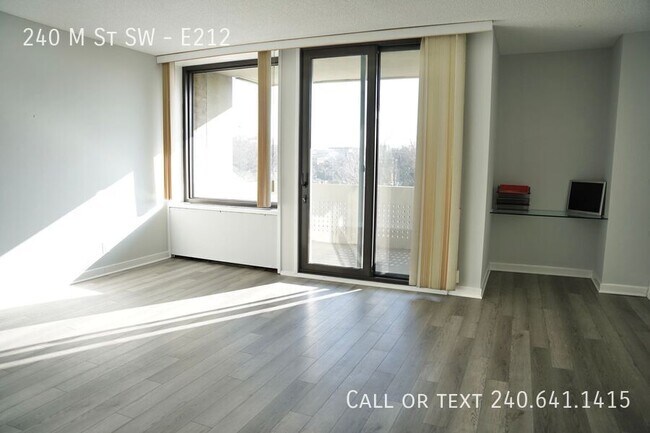 Building Photo - 240 M St SW