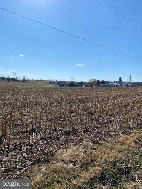 Building Photo - 11 Creeks Edge Rd