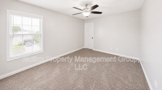 Building Photo - 14 Marquis Dr